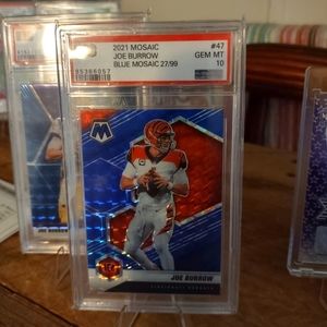 2021 Panini Mosaic Football Joe Burrow Blue /99 BGC Gem Mint 10
